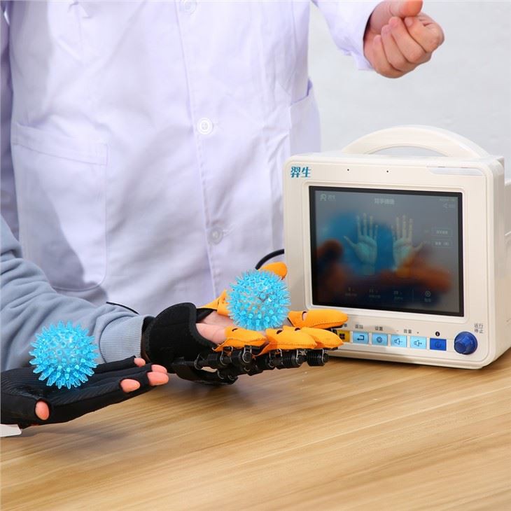 Sarung Tangan Stimulator Otot Untuk Penderita Stroke